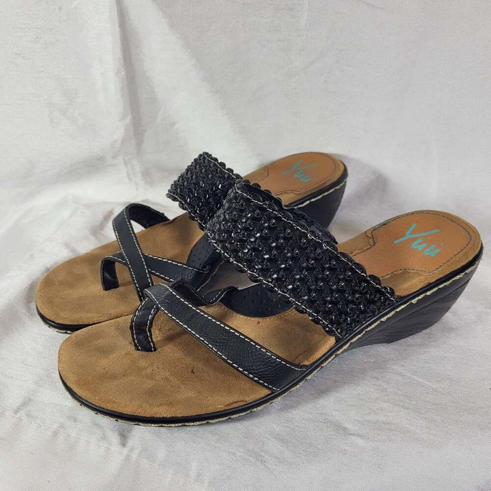 Yuu Pauline Black Thong Wedge Sandals with Braided Strap, size 6.5